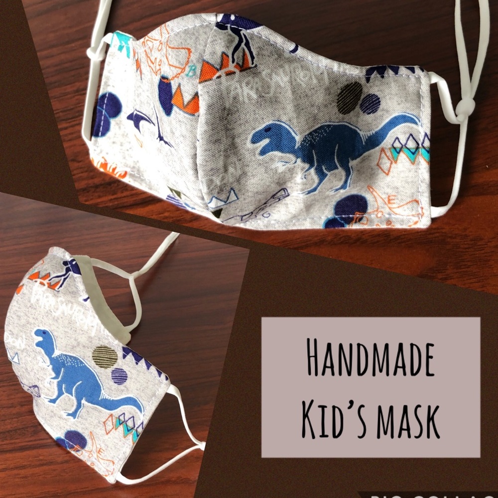 NEW Handmade Kid's face mask - Dinosaur